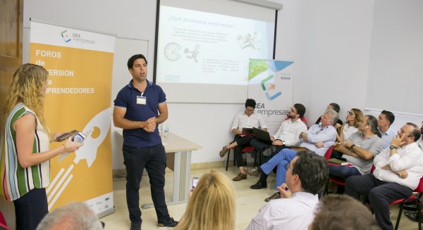 Unicaja Banco participa en los Foros de Inversión para Emprendedores de la CEA en Granada y Málaga