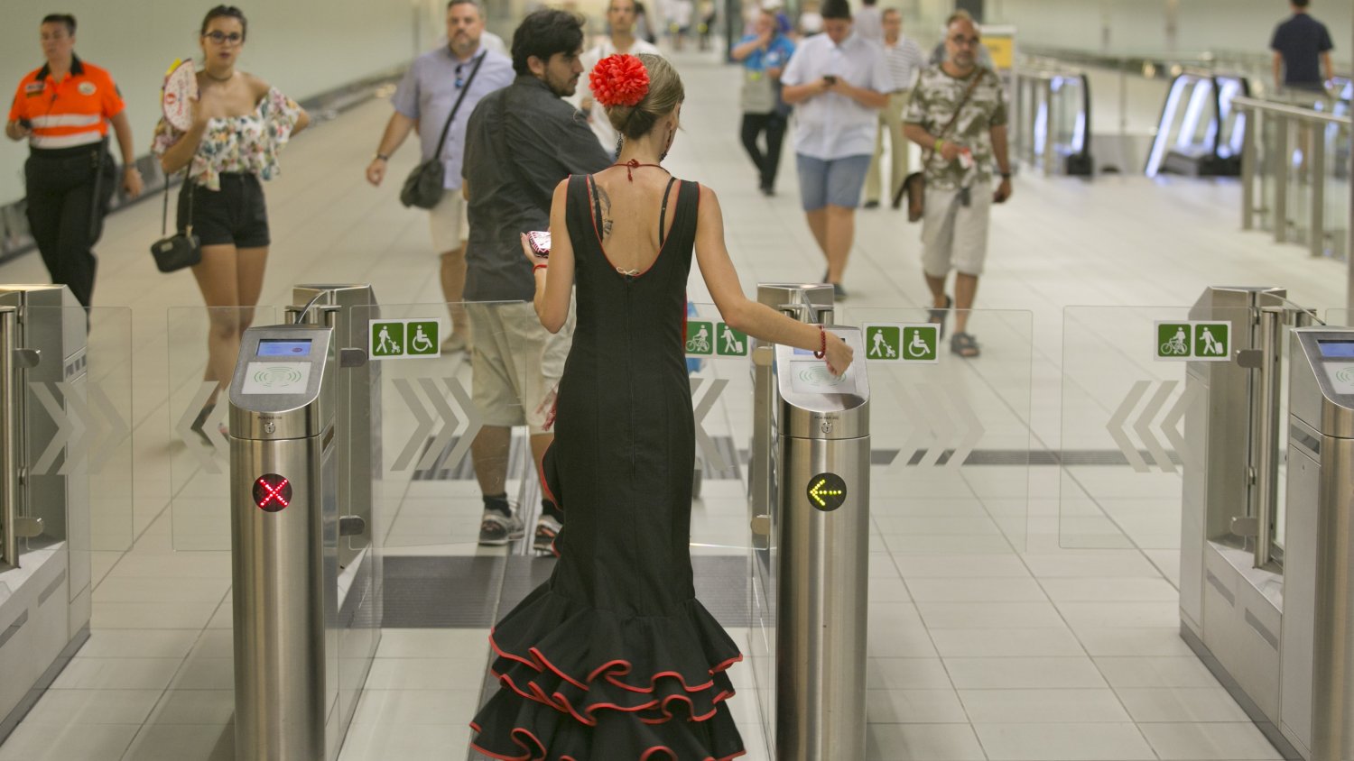 Metro de Málaga amplía en Feria su horario de cierre de servicio hasta las 01:30 horas