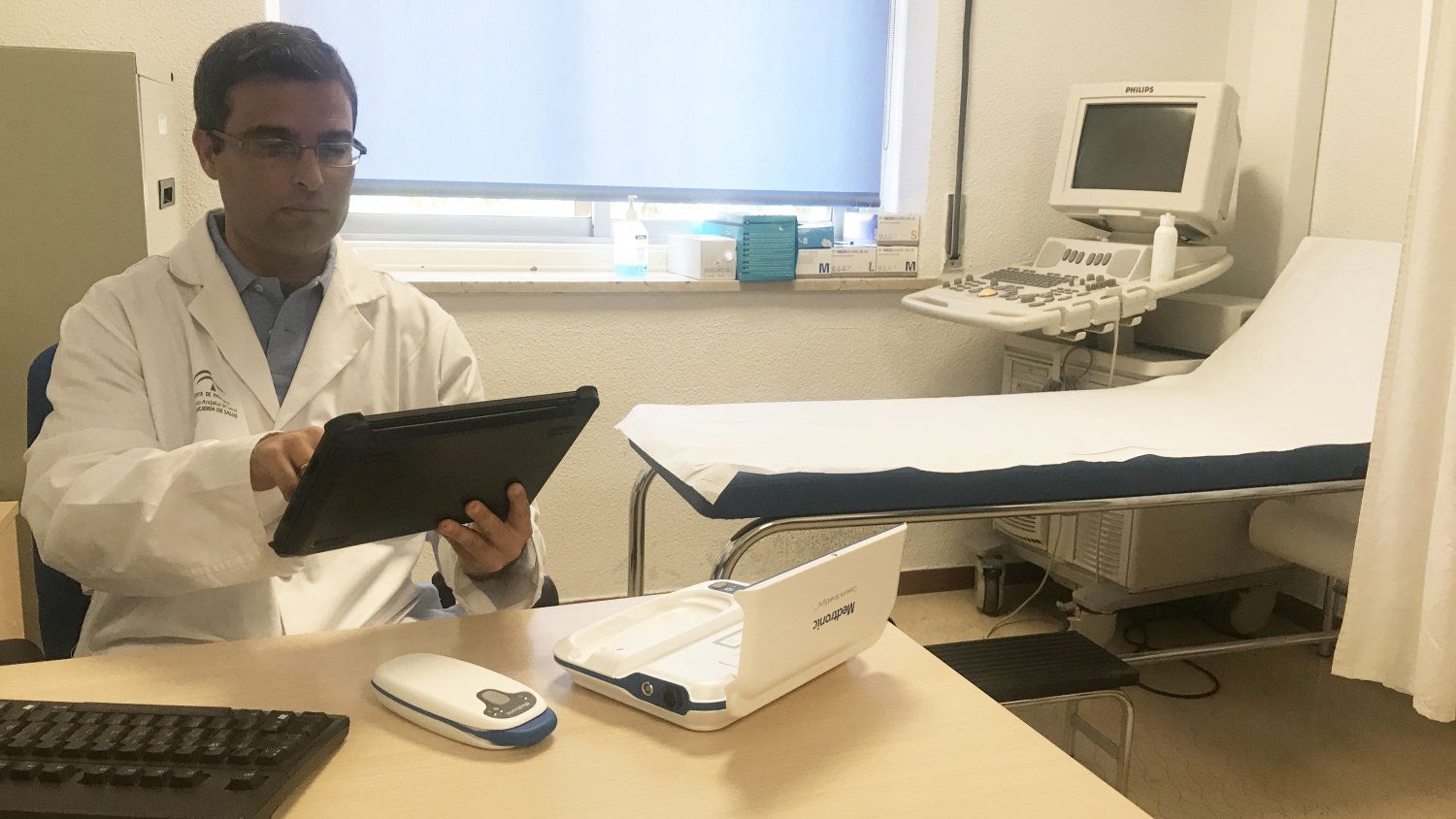 El Hospital Regional de Málaga empleará tablets para hacer seguimiento a pacientes con dispositivos de estimulación cardiaca