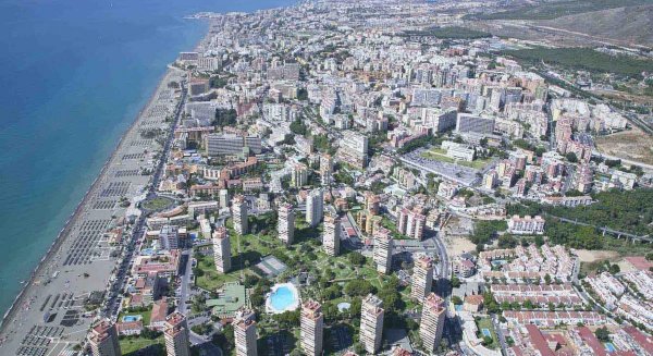 Torremolinos, con 543.009 pernoctaciones, se convirtió en junio en el destino turístico líder de Andalucía