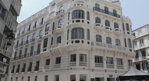 La marca de perfumería Druni elige el edificio Féliz Sáenz para ubicar su primer establecimiento en Málaga