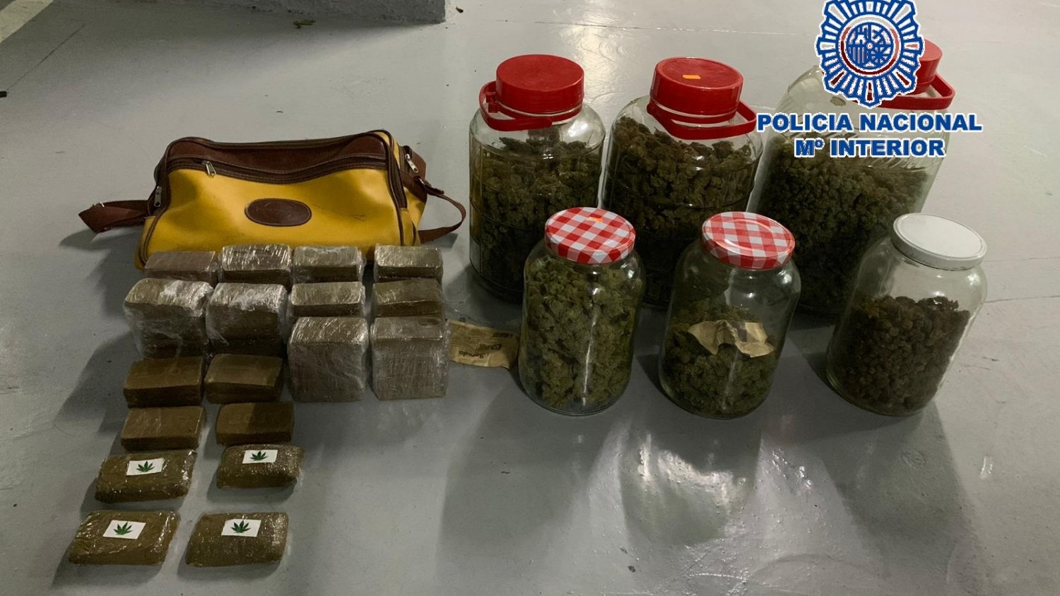 La Policía Nacional localiza un trastero usado como almacén de drogas para luego distribuirlas al menudeo