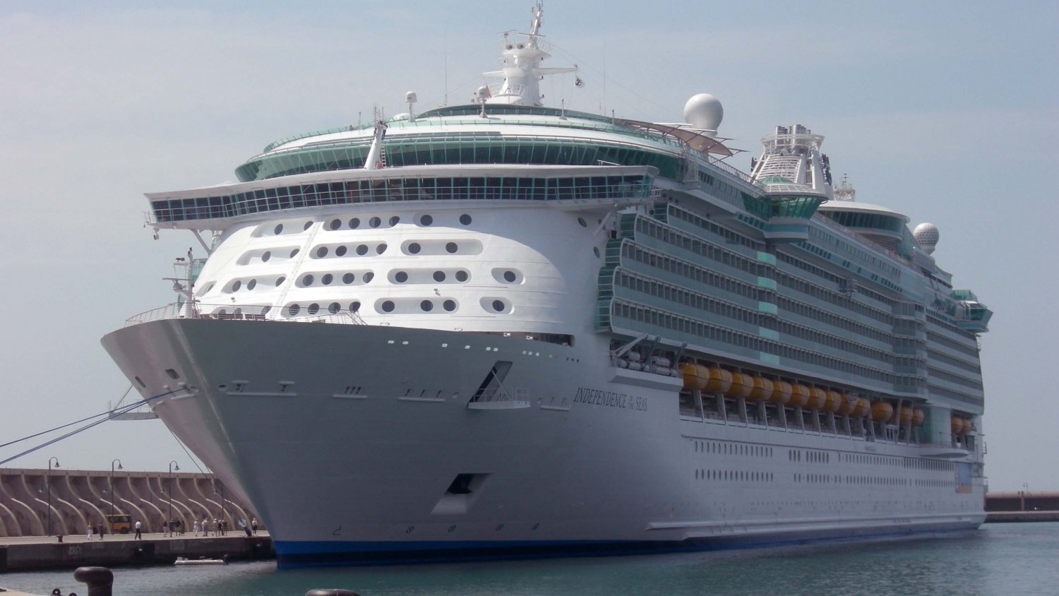 Hasta 15.000 visitantes llegarán a bordo de buques de crucero durante Feria