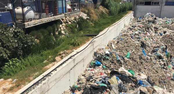 El PSOE pide a la Junta la limpieza del arroyo Zambrana y al Ayuntamiento de Alhaurín de la Torre que acometa el saneamiento en su cauce