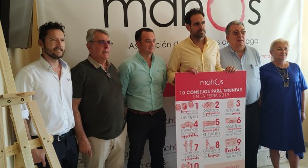 Hosteleros, hoteleros y comerciantes reclaman eliminar el botellón e implantar casetas en la feria del centro para recuperar el carácter tradicional