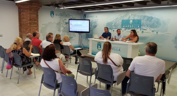 Participación Ciudadana de Marbella presenta a las asociaciones vecinales su convocatoria de subvenciones dotada con 70.500 euros