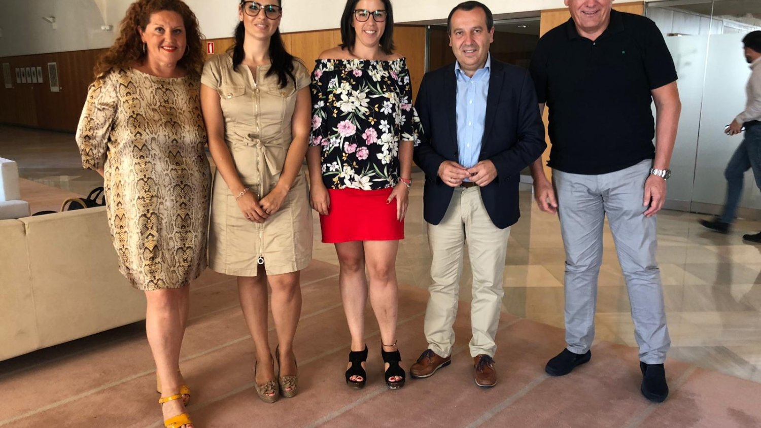 El Parlamento andaluz aprueba una proposición no de ley para tomar medidas a la hora de combatir a la avispilla del castaño
