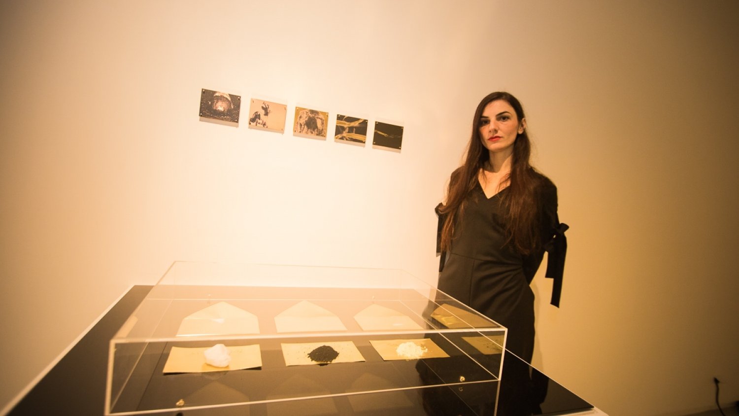 La poeta y artista visual malagueña Beatriz Ros recibe hoy el ‘XXVII Premio de Poesía Manuel Alcántara’
