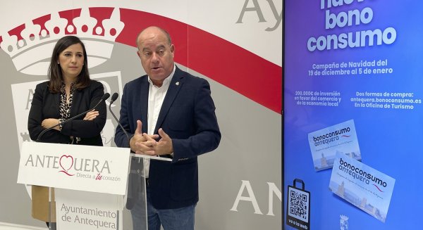 Antequera pone en marcha una campaña de Bono Consumo dirigida al comercio local