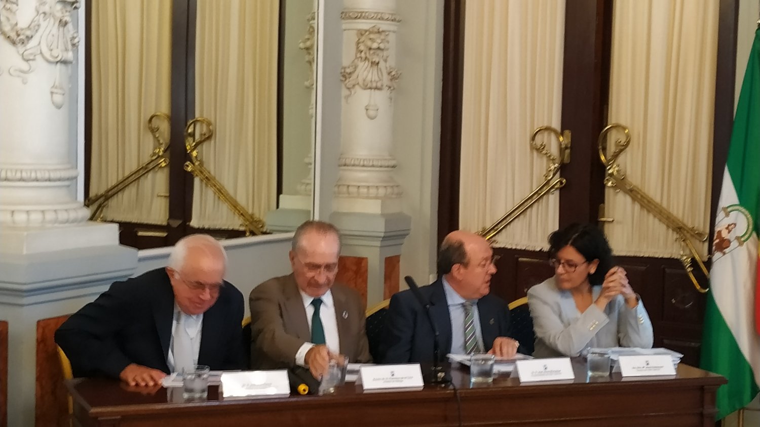 El Ayuntamiento presenta un estudio de tráfico que avalaría la viabilidad de nuevas autovías de circunvalación para Málaga y su área metropolitana