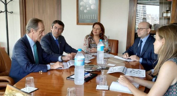 Crespo traslada a la dirección de Ence 