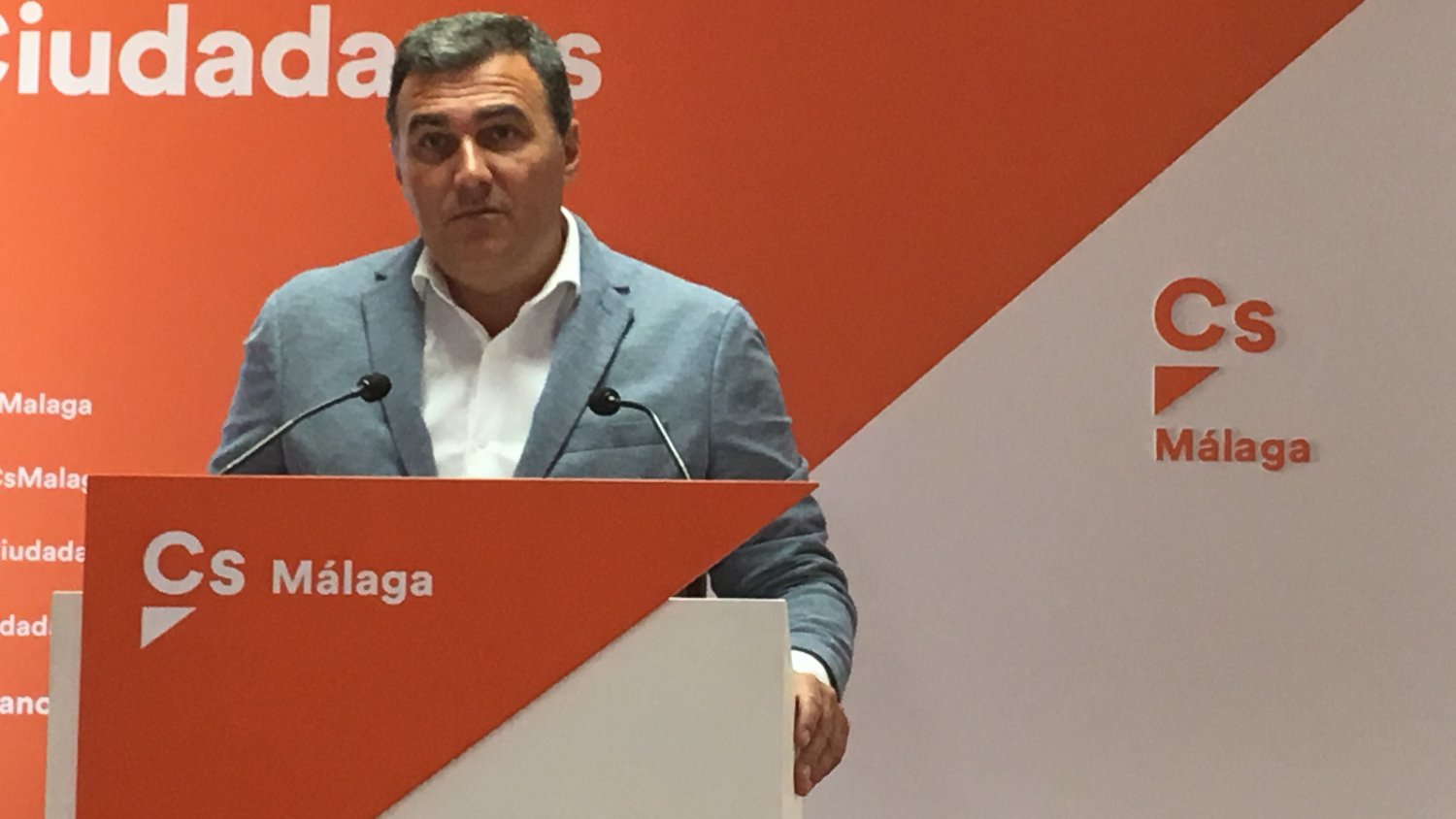 White asegura que con la reprogramación de fondos europeos podrán salir adelante proyectos como el Puerto Seco de Antequera o el parque de Arraijanal