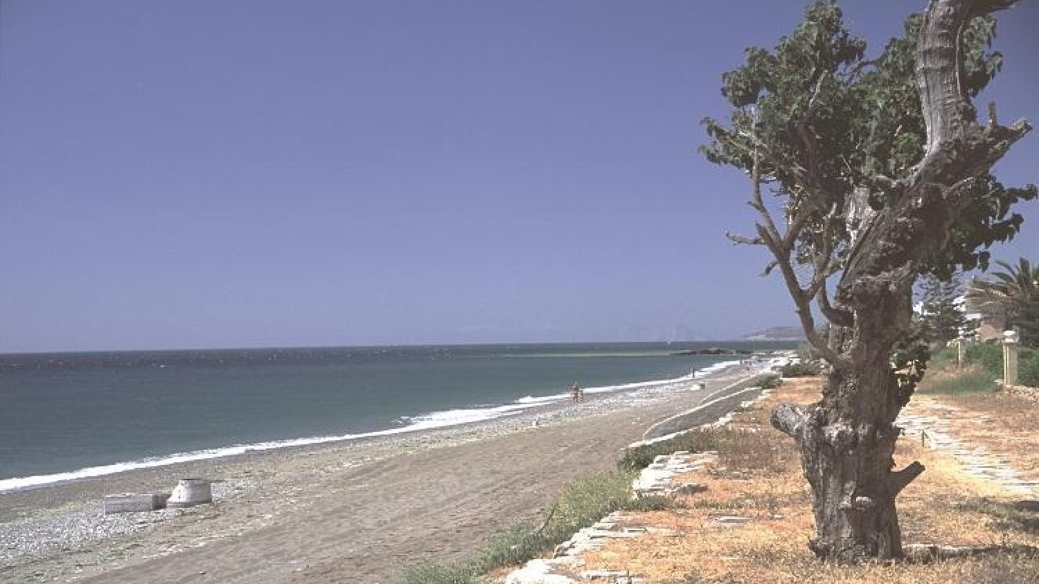 Se abre al baño la playa de Arroyo Vaquero tras ser cerrada por una perjudicial concentración de bacterias