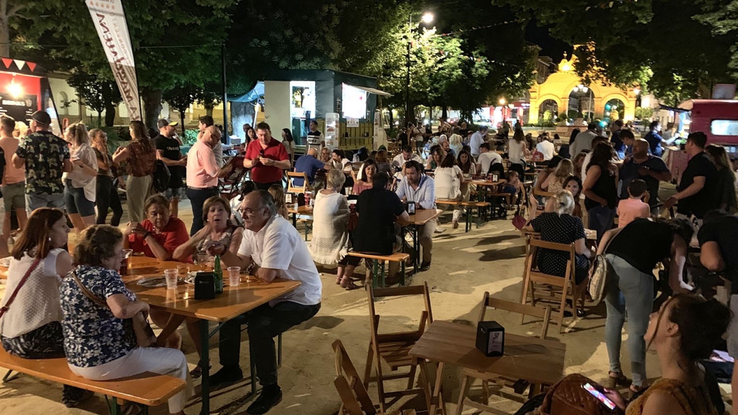 Antequera pone en marcha la cuarta edición de  'Food Truck Patrimonio Mundial' con nueve establecimientos hosteleros participantes