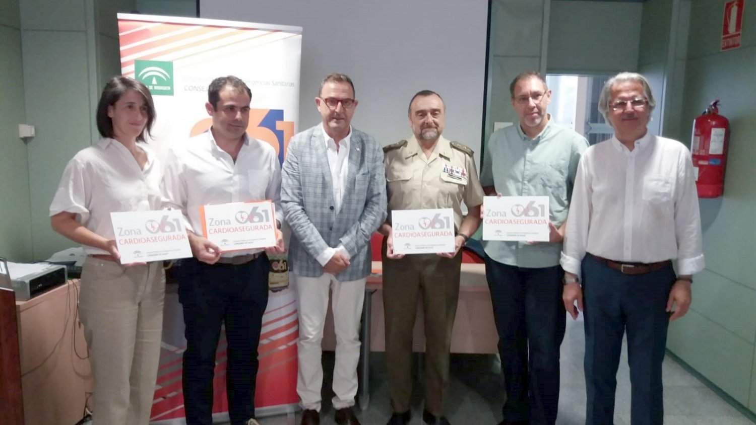 La Junta reconoce a ocho nuevas instituciones malagueñas como zonas cardioaseguradas en Málaga