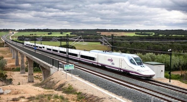 CCOO anuncia que los 500 trabajadores de Renfe en Málaga están convocados a una huelga el  próximo 15 de julio