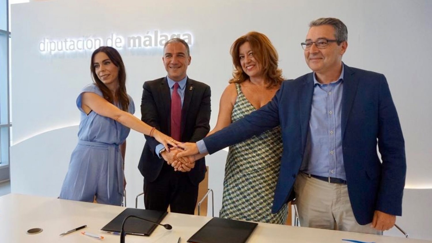El Partido Popular y Ciudadanos firman un acuerdo para cogobernar en la Diputación de Málaga