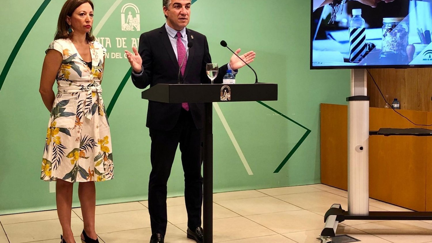 Bendodo destaca el “potencial” exportador de Málaga, con un crecimiento del 6,6% en los primeros cuatro meses del 2019