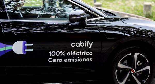 Cabify prevé un crecimiento del 73,5% de la movilidad en el Aeropuerto y en María Zambrano estas navidades
