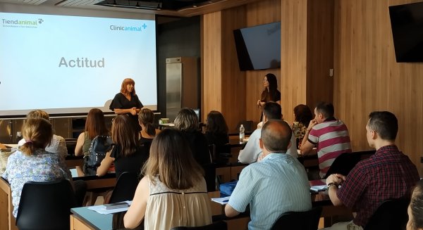 El Ayuntamiento de Vélez-Málaga mediante el programa 'Inserta 40+' impulsa la inserción laboral de personas mayores de 40