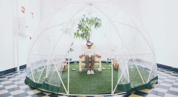 La Térmica instala 'The Bubble', una experiencia de realidad virtual que invita a la meditación