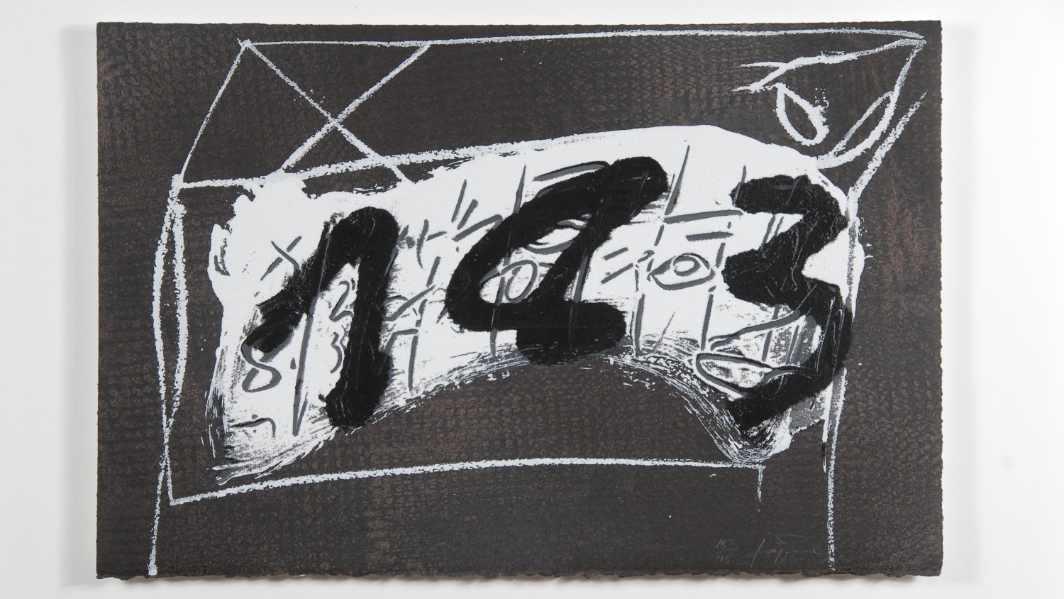 Mijas acogerá hasta el 28 de julio la obra gráfica de Antoni Tàpies formada por 22 grabados originales