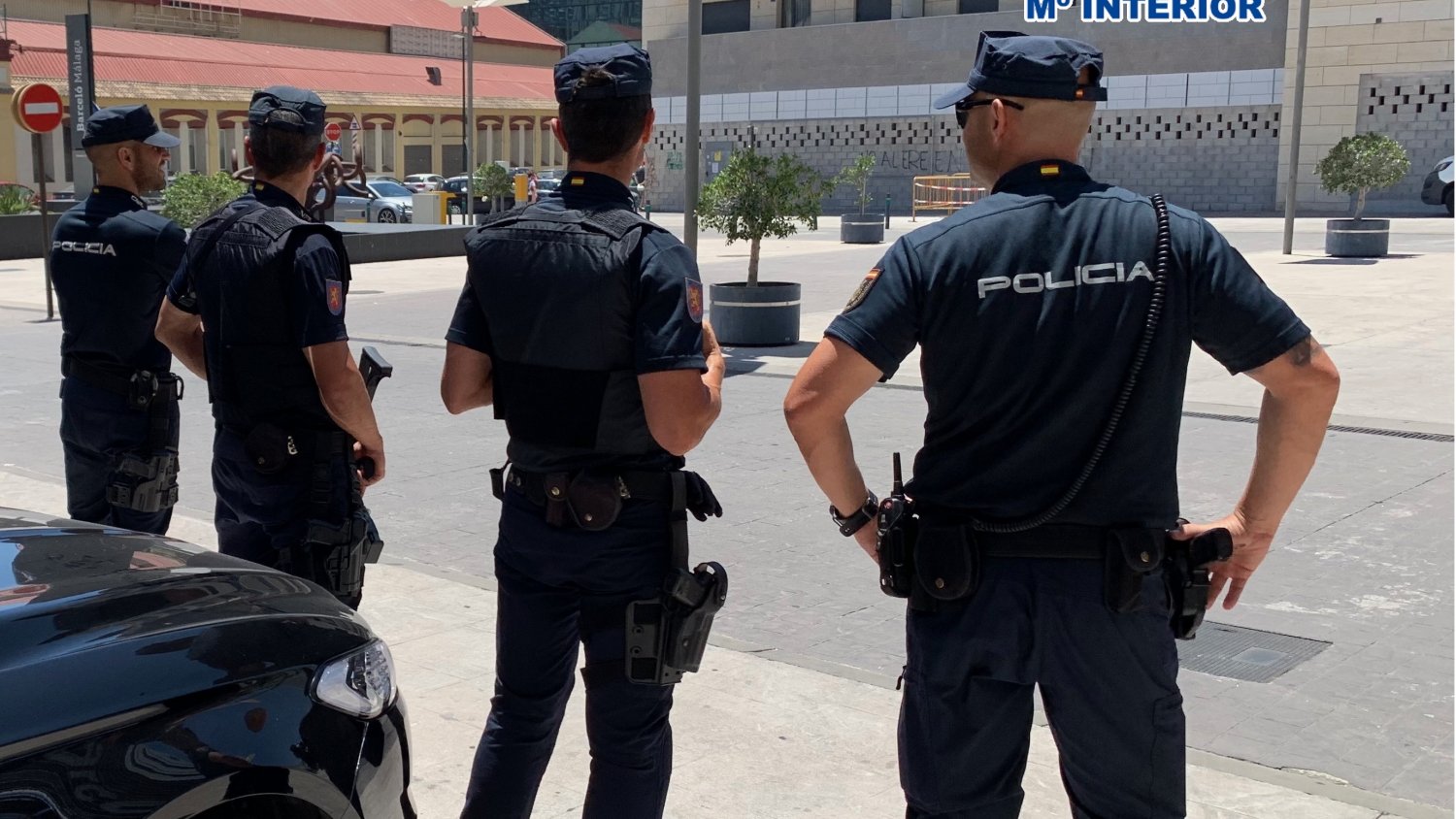 La Policía Nacional detiene a tres ladrones que asaltaron a una pareja cuando llegaban a su vivienda en Torremolinos