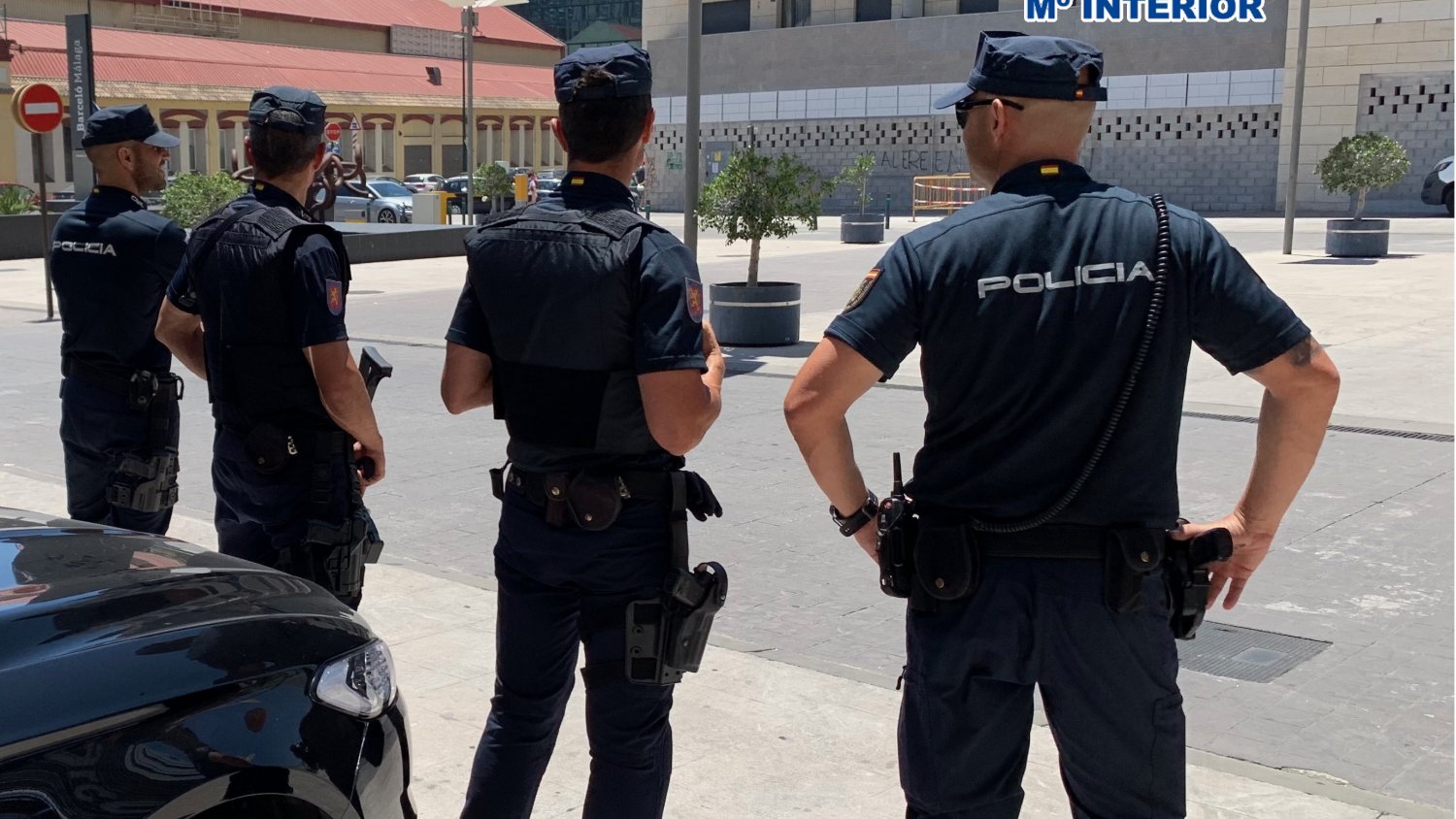 La Policía Nacional detiene a tres ladrones que asaltaron a una pareja cuando llegaban a su vivienda en Torremolinos