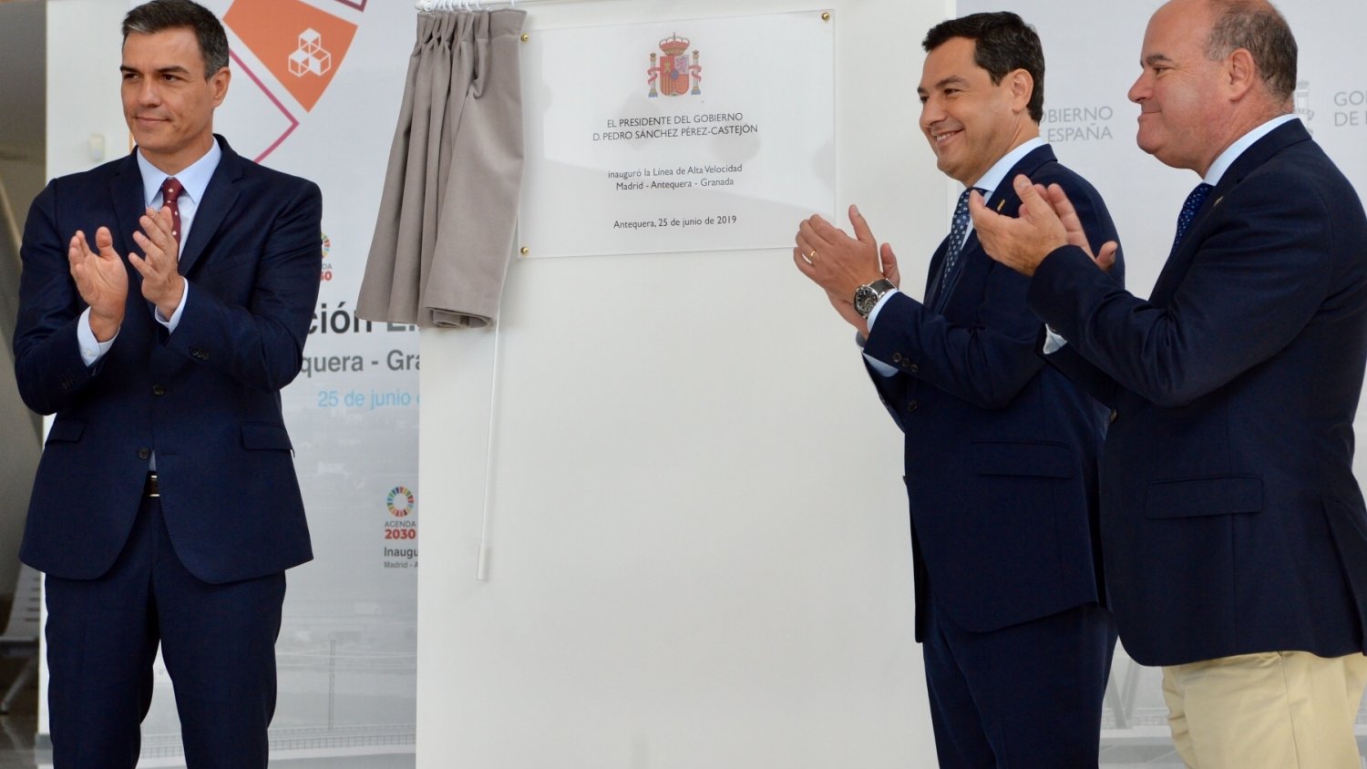 Moreno aspira a convertir a Andalucía en locomotora de España a través de una apuesta firme en infraestructuras