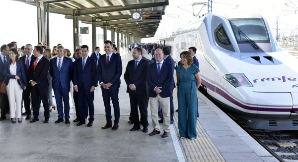 Mañana entrará en funcionamiento la línea de alta velocidad Antequera-Granada