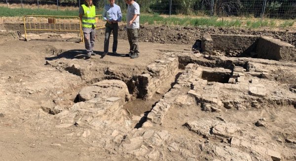 Descubren la primera prensa de aceite romana de la costa andaluza en la Finca Acebedo de Mijas