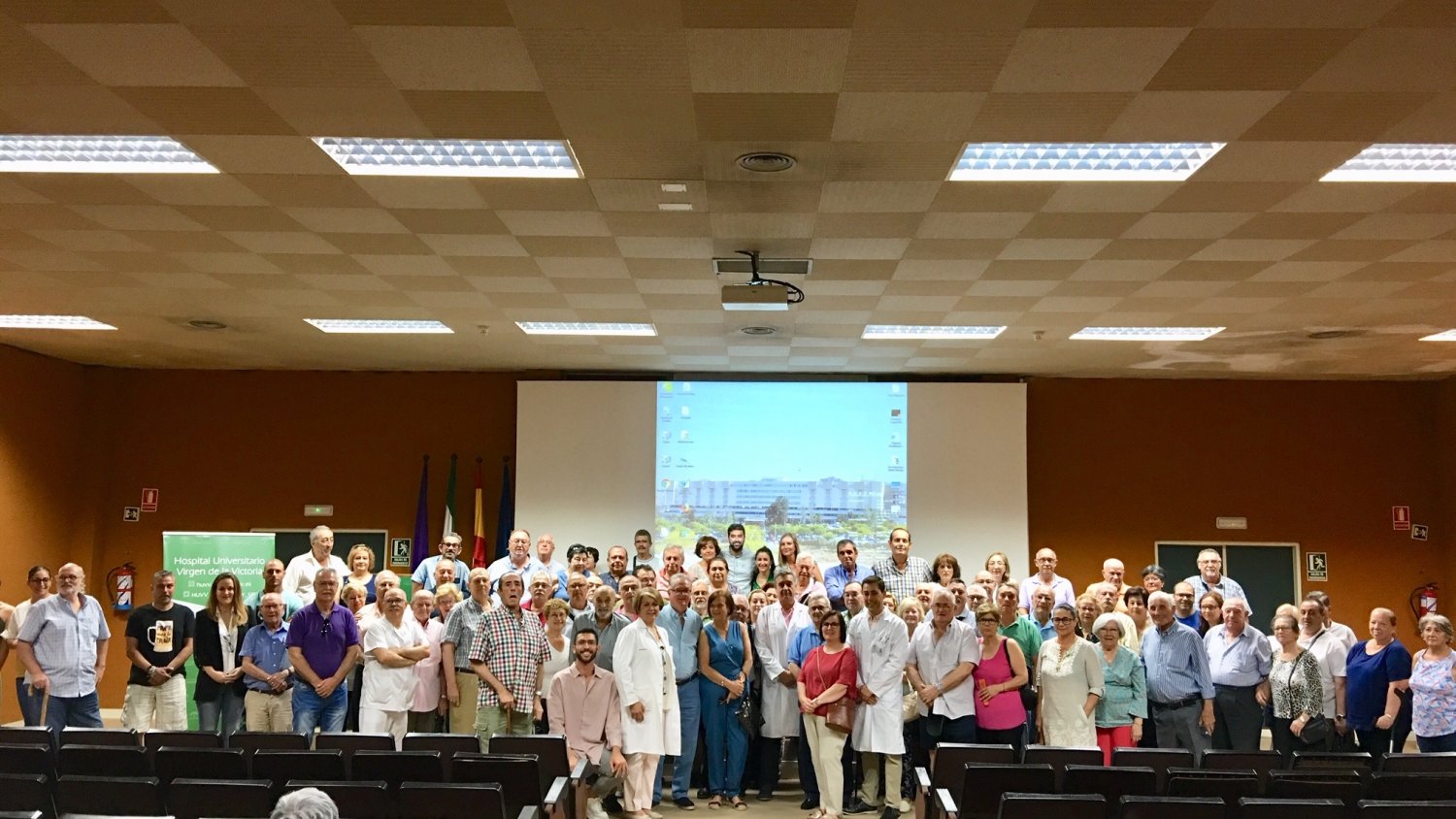 El Hospital Virgen de la Victoria acoge el I taller de Cáncer Vesical para pacientes, familiares y cuidadores