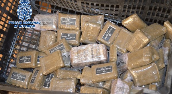 La Policía Nacional desarticula una célula de narcotraficantes dedicada al tráfico internacional de estupefacientes