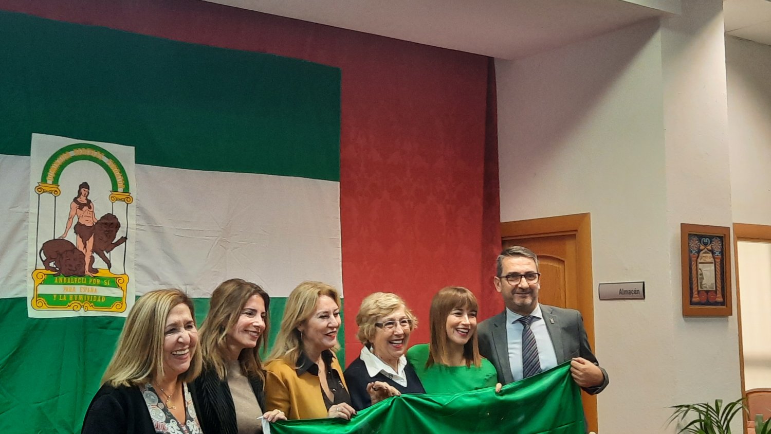 El orgullo andaluz ondea en el Centro de Participación Activa de El Perchel