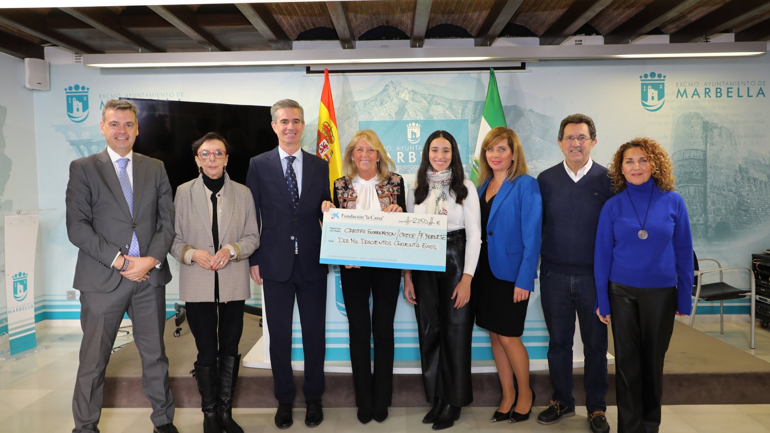 Marbella  entrega de 2.250 euros a asociaciones para la compra de juguetes a menores