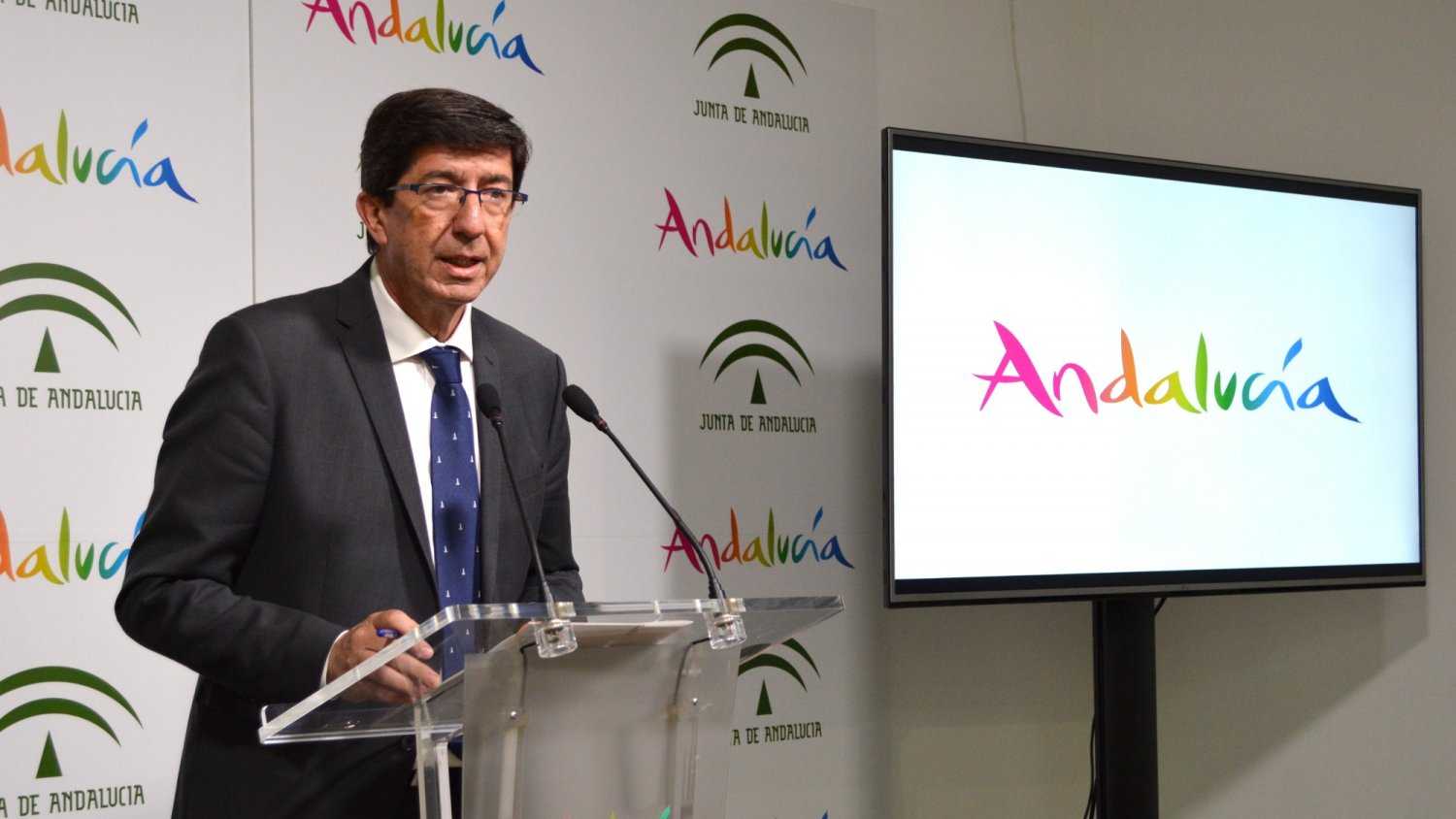 La Junta respaldará con 8,9 millones proyectos de mejora competitiva de municipios, emprendedores turísticos y pymes