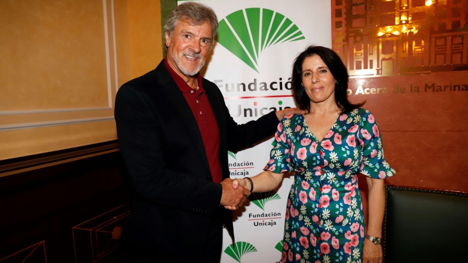 Fundación Unicaja renueva su apoyo al Club Balonmano Los Dólmenes de Antequera