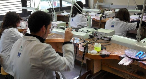 Educación y Deporte ofertan 124.998 plazas de Formación Profesional, más de 4.000 que en el curso anterior