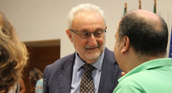 Ramón Del Cid se despide de la política torremolinense en un pleno 