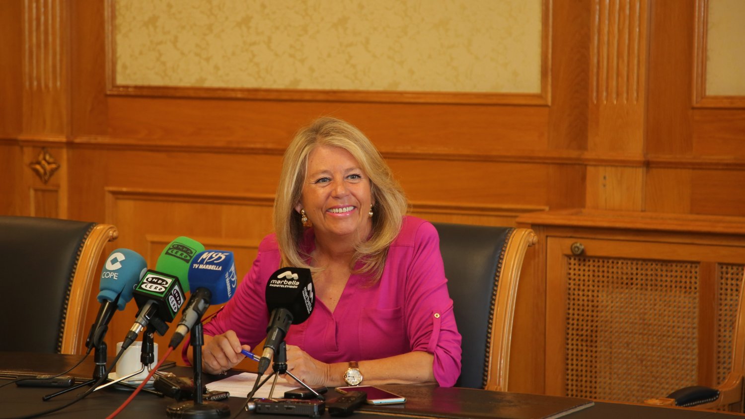 La alcaldesa de Marbella, Ángeles Muñoz, anuncia el nuevo organigrama de su gobierno con tres concejales en la Tenencia de Alcaldía de San Pedro