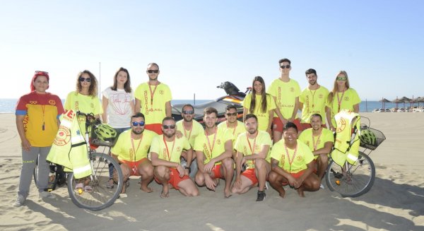 Torremolinos inaugura la campaña de socorrismo con el objetivo de repetir el balance de víctimas cero del año pasado