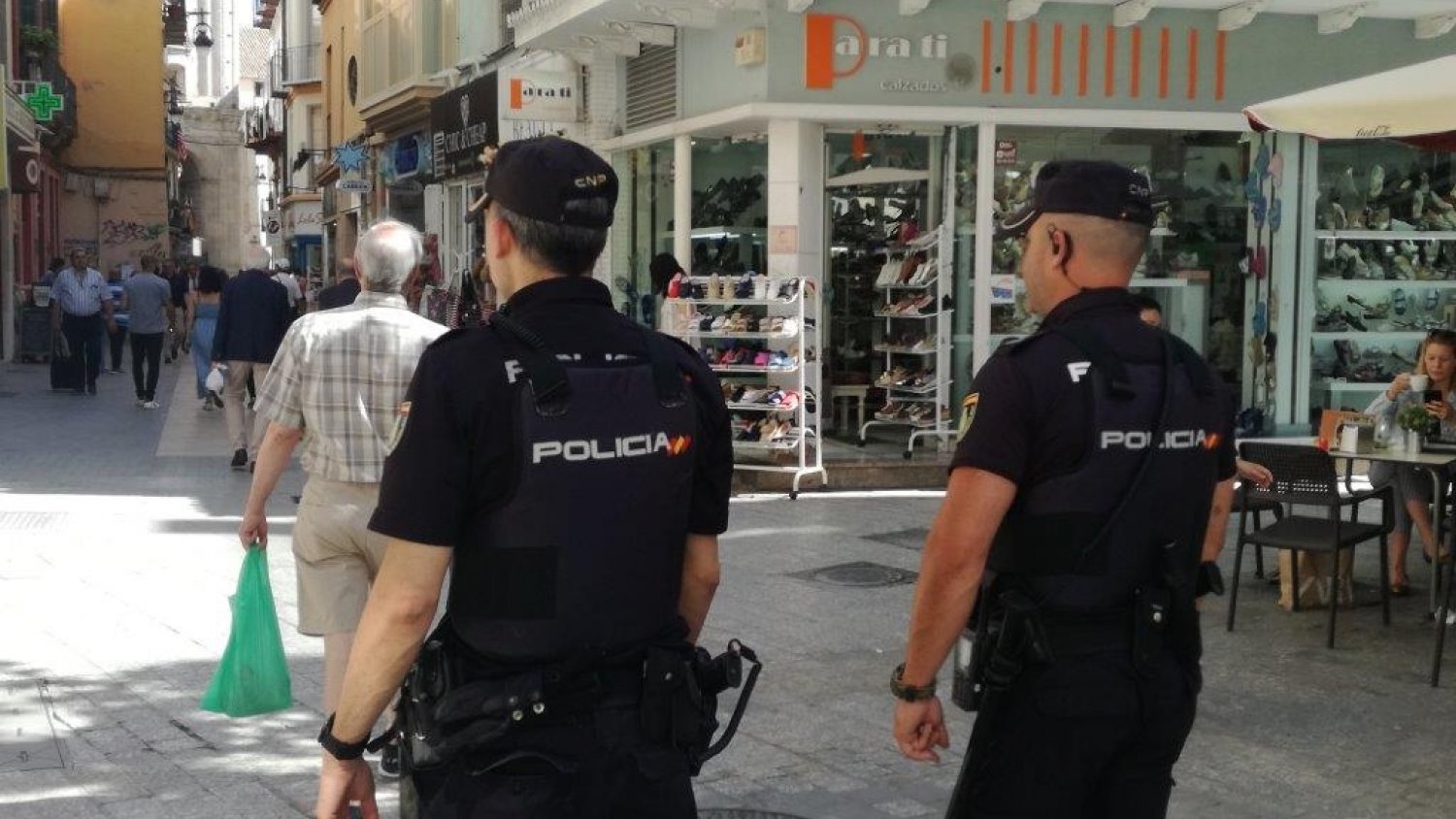 La Policía Nacional detiene a un hombre vinculado a un robo con violencia, una detención ilegal y lesiones