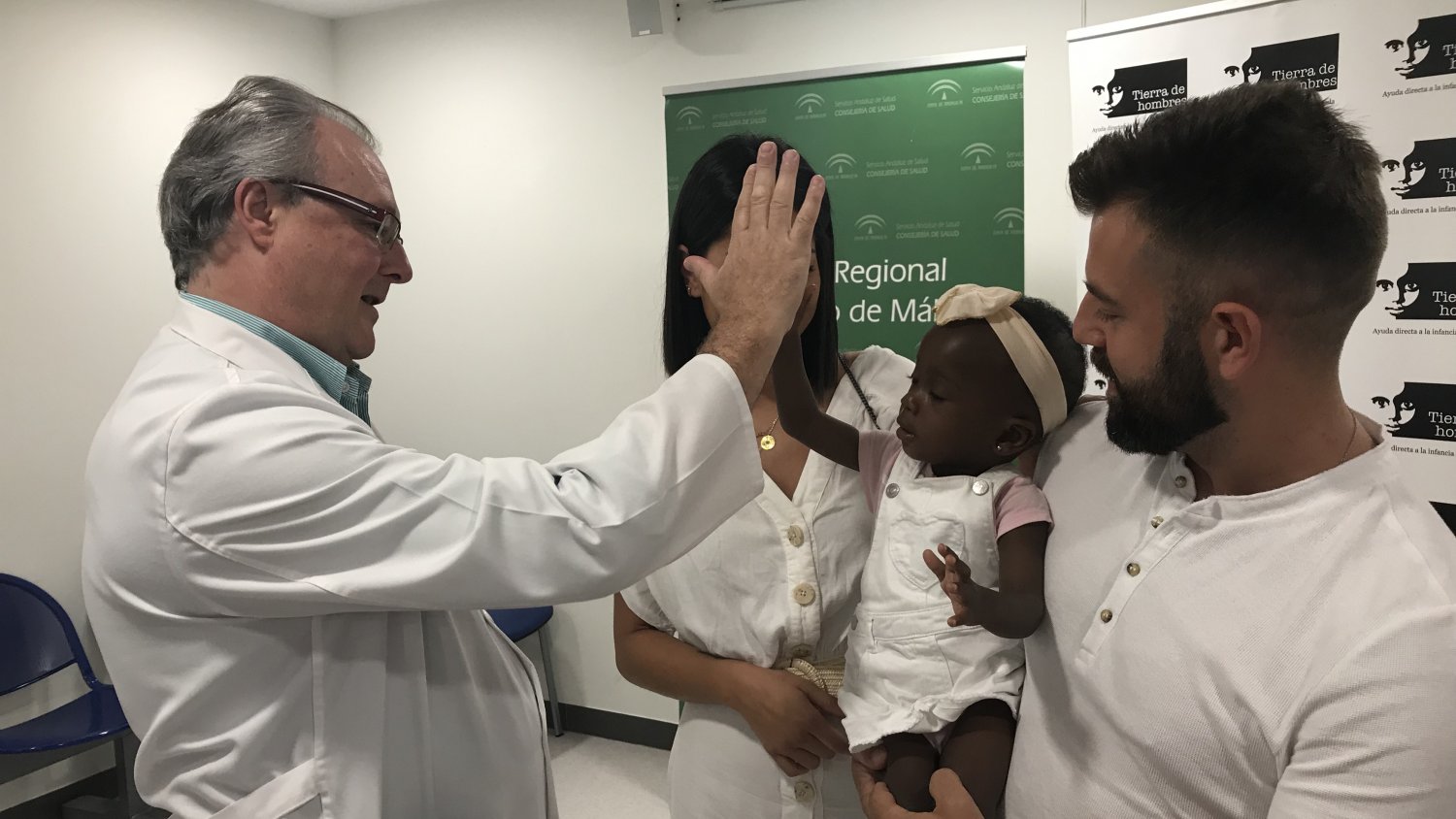 El Hospital Materno Infantil interviene a más de 80 menores de países en vías de desarrollo