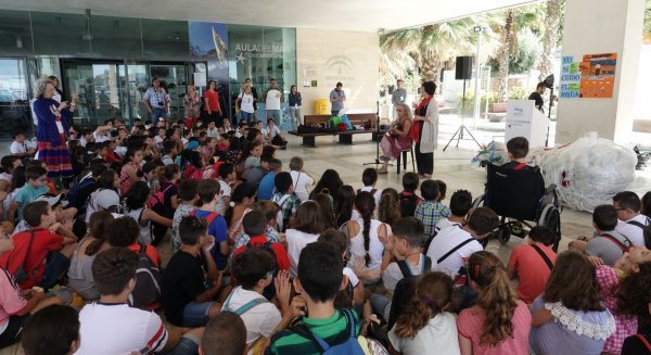 Más de 2.500 escolares han participan en una campaña para fomentar el uso responsable de los desagües domésticos