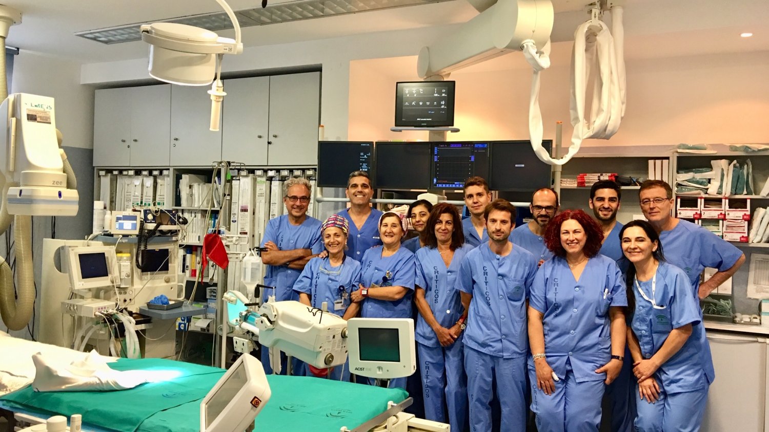 El Hospital Virgen de la Victoria se postula como líder nacional en el tratamiento no invasivo de la estenosis aórtica