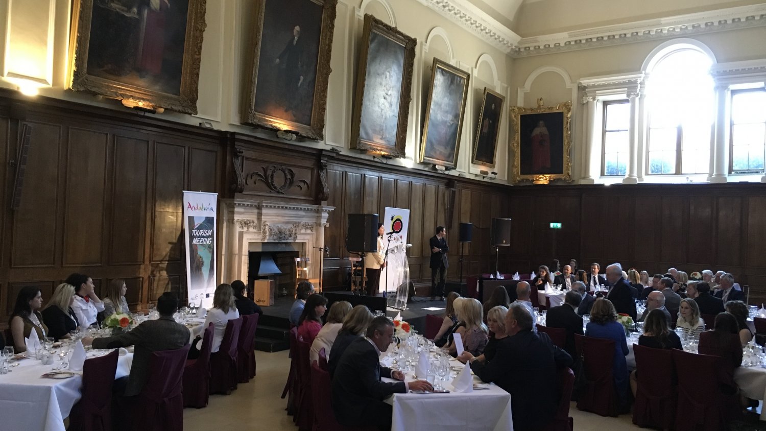 Andalucía muestra sus novedades como destino en sendas jornadas profesionales en Bélgica e Irlanda