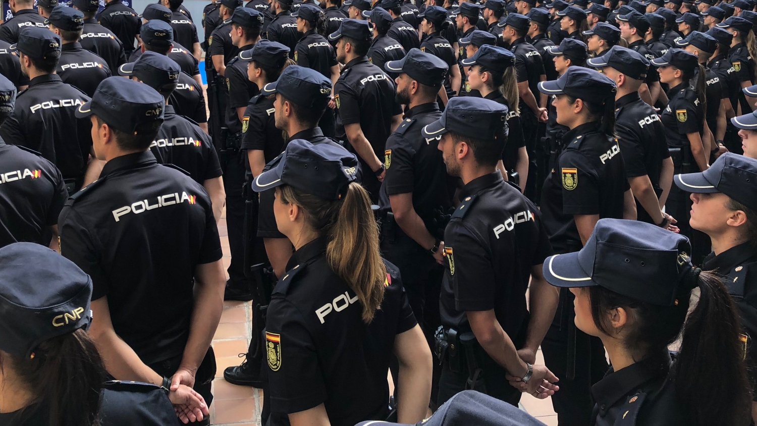 La Policía Nacional detiene a los autores de un atraco con arma blanca en una farmacia y recupera parte del botín
