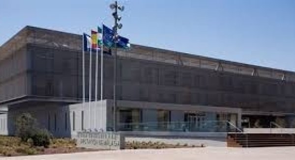 La Diputación destina tres millones de euros a los municipios para ayudarles en el pago a proveedores