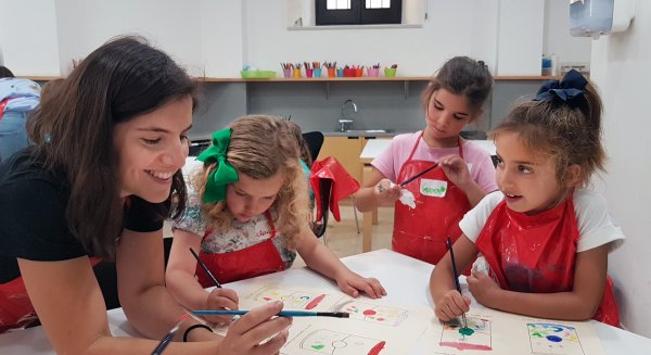El Museo Picasso de Málaga abre la inscripción a los talleres de verano 'Espacios, Luz y Palabras' para niños y jóvenes