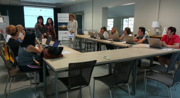 La Diputación finaliza la 'III Edición de Removiendo Obstáculos' con más de treinta empresas y más de medio centenar de mujeres